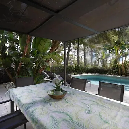 Nyaraló Luxury House With Pool Castelldefels