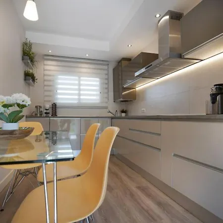 Luxury House With Pool Nyaraló Castelldefels